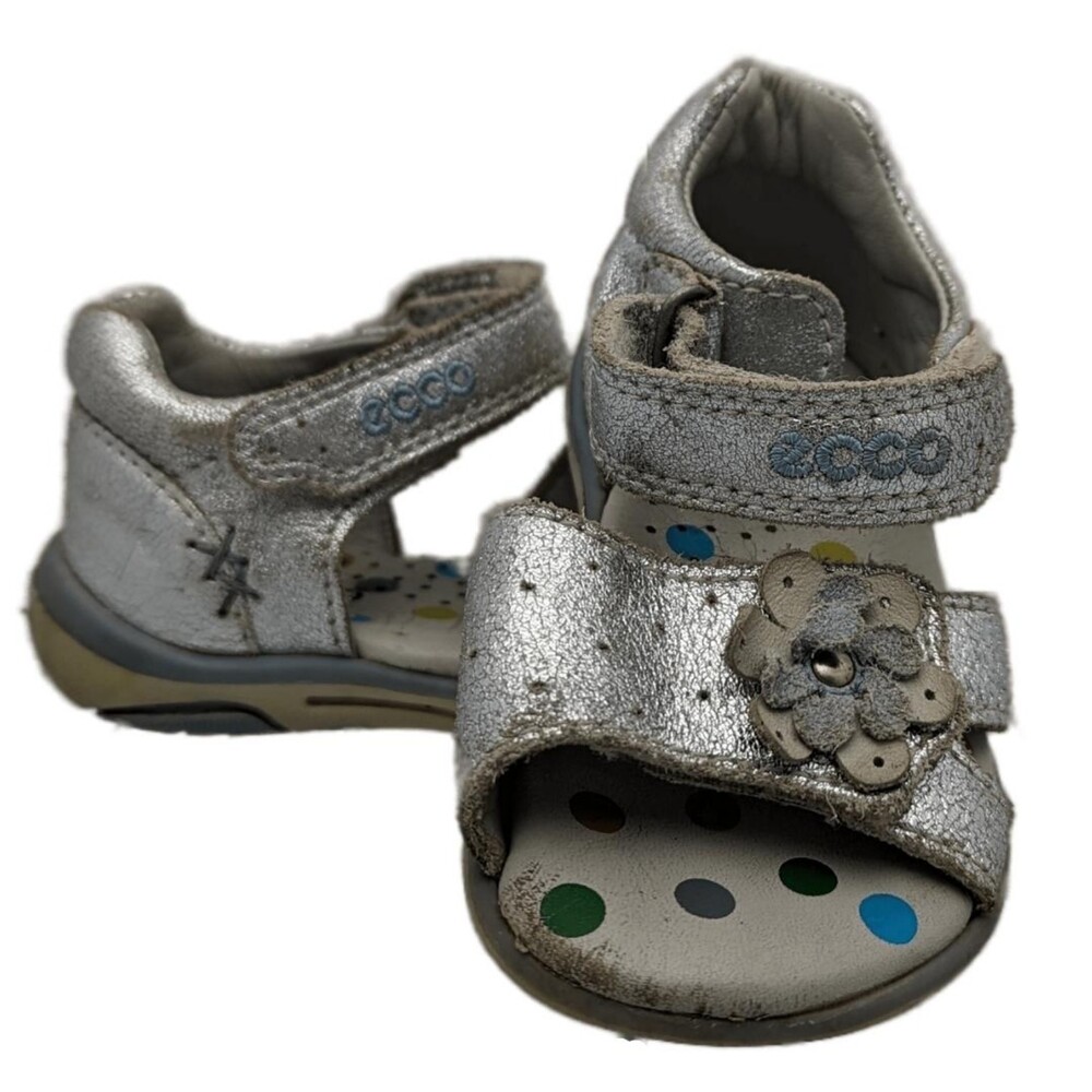 Ecco Silver Flower Sandals Size Baby 4.5/EU 20